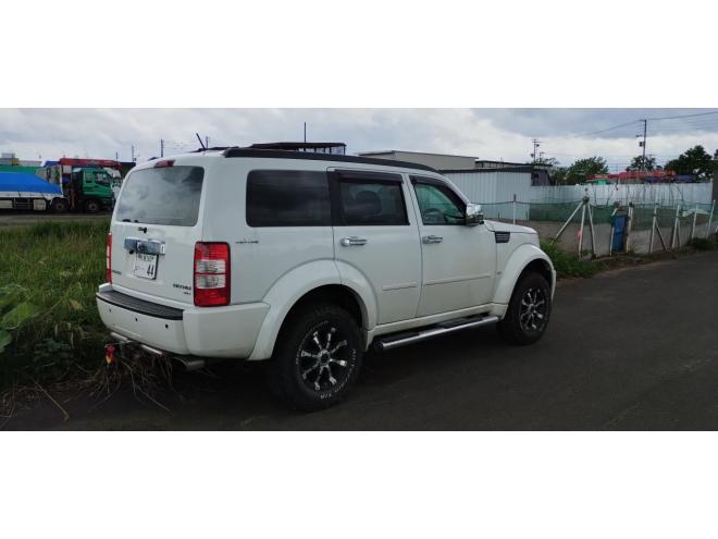ダッジナイトロAWD 4WD 3700 5Dr