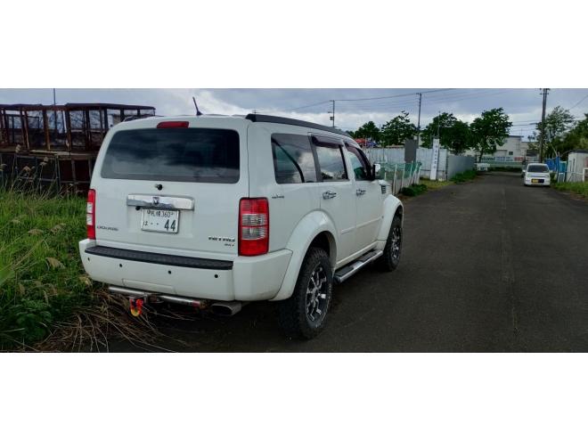ダッジナイトロAWD 4WD 3700 5Dr