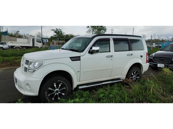 ダッジナイトロAWD 4WD 3700 5Dr
