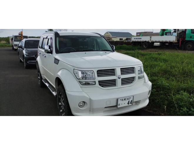 ダッジナイトロAWD 4WD 3700 5Dr