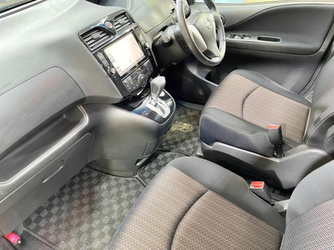 セレナ2.0ハイウェイスターAセーフティPKG 4WD 5年保証 スマキー ナビTV Bカメ 寒冷地仕様 禁煙 車検整備2年付 修復歴無