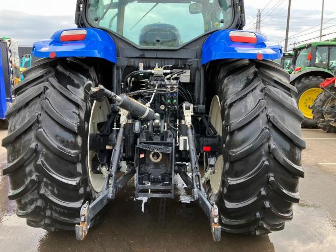 トラクターニューホランド　中古　T6.140