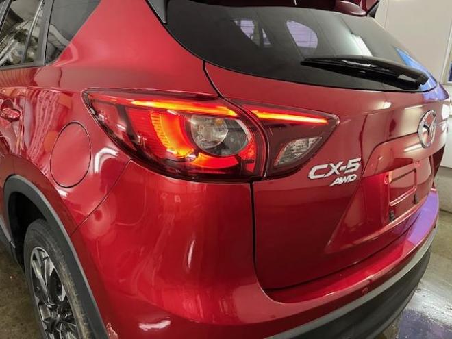 CX-5ＸＤ　Ｌパッケージ　本州仕入　禁煙車　ＷＡＫＯＳバリアスコーティング済　スカイアクティブディーゼルターボ　純正１９インチＡＷ　純正１９ＡＷ＋スタッドレスタイヤ付　純正ナビ（地デジ　ＤＶＤ再生　Ｂｌｕｅｔｏｏｔｈ）＋バックカメラ＆サイドカメラ　ＢＯＳＥサウンド　純正ブラックレザーシート　レーダークルーズコントロール　ブラインドスポット　車線逸脱警報　ＬＥＤヘッドライト　両席シートヒーター　アドバンスキー　横滑り防止装置　ＥＴＣ 4WD 2200 5Dr