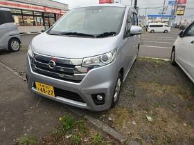デイズ　ハイウェイスターX 4WD　検9/2ナビテレビBカメラ夏冬タイヤアルミ 660