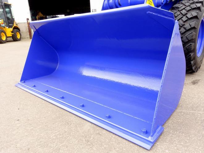 ホイールローダコマツ WA30-5E  バケット容量0.4m3