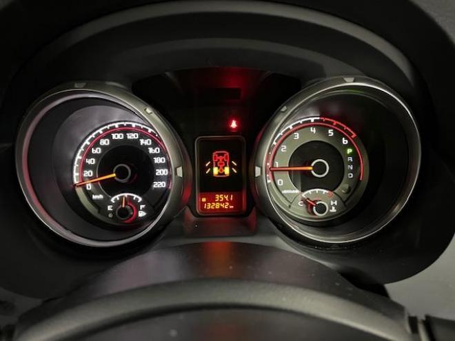 パジェロロング　エクシード　本州仕入　寒冷地仕様　禁煙車　ダブルバッテリー　リアデフロック　ディーゼルターボ　新品ＷＥＤＳキーラー１７ＡＷ＋新品ＴＯＹＯホワイトレタータイヤ　社外１７ＡＷ＋スタッドレスタイヤ付　新品ＪＡＯＳブラックマッドガード　カロッツェリアナビ（フルセグ地デジ　ＤＶＤ再生　Ｂｌｕｅｔｏｏｔｈ）＋バックカメラ　クルーズコントロール　両席シートヒーター　リアヒーター　横滑り防止装置　盗難防止装置　１００Ｖ電源　ＨＩＤ　ＥＴＣ 4WD 5 3200Dr