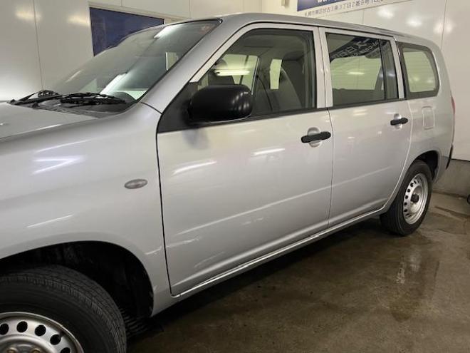 サクシードＵＬ　本州仕入　禁煙車　ＷＡＫＯＳバリアスコーティング済　社外１４インチＡＷ　スタッドレスタイヤ付　ＫＥＮＷＯＯＤナビ（ワンセグ地デジ）＋バックカメラ　ドライブレコーダー　ＡＣ１００Ｖ電源　電動格納ミラー　横滑り防止装置　キーレスキー　ＥＴＣ 4WD 1400 5Dr