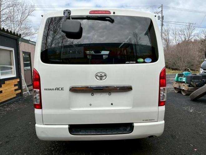 ハイエースバンＤＬ　ＧＬパッケージ　４ＷＤ　ＥＴＣ　バックカメラ　ナビ　レーンアシスト　衝突被害軽減システム　スライドドア　オートマチックハイビーム　電動格納ミラー　ＡＴ　アルミホイール　Ｂｌｕｅｔｏｏｔｈ　ＡＢＳ　ＥＳＣ　エアコン 4WD 2800(D) 4Dr
