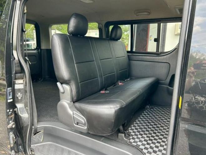 ハイエースバン　ＥＴＣ　バックカメラ　ナビ　両側スライドドア　ＡＴ　アルミホイール　エアコン　パワーウィンドウ　運転席エアバッグ 4WD 3000(D) 5Dr