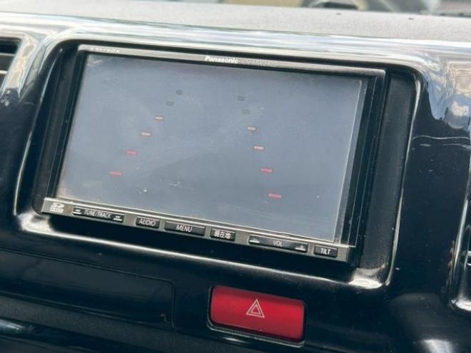 ハイエースバン　ＥＴＣ　バックカメラ　ナビ　両側スライドドア　ＡＴ　アルミホイール　エアコン　パワーウィンドウ　運転席エアバッグ 4WD 3000(D) 5Dr