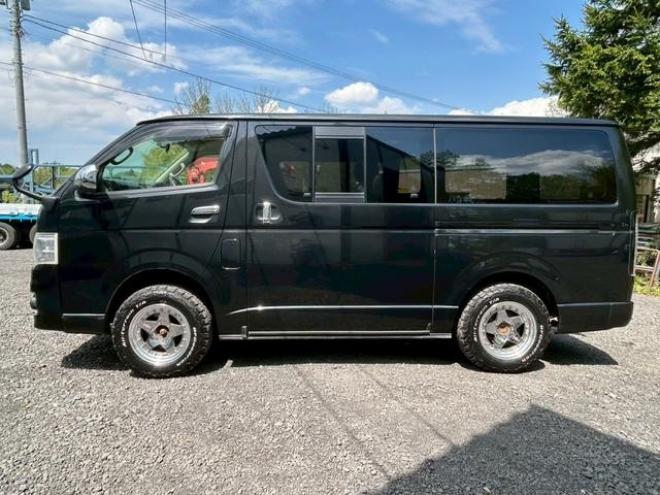 ハイエースバン　ＥＴＣ　バックカメラ　ナビ　両側スライドドア　ＡＴ　アルミホイール　エアコン　パワーウィンドウ　運転席エアバッグ 4WD 3000(D) 5Dr