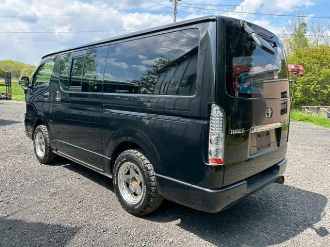 ハイエースバン　ＥＴＣ　バックカメラ　ナビ　両側スライドドア　ＡＴ　アルミホイール　エアコン　パワーウィンドウ　運転席エアバッグ 4WD 3000(D) 5Dr