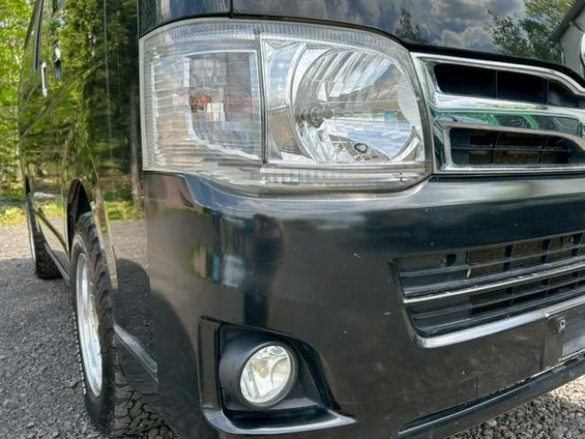 ハイエースバン　ＥＴＣ　バックカメラ　ナビ　両側スライドドア　ＡＴ　アルミホイール　エアコン　パワーウィンドウ　運転席エアバッグ 4WD 3000(D) 5Dr