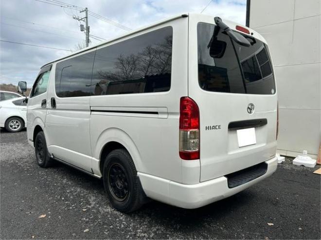 ハイエースバンＤＸ　ＥＴＣ　ナビ　スライドドア　ＡＴ　エアコン　パワーウィンドウ　運転席エアバッグ 4WD 3000(D) 4Dr