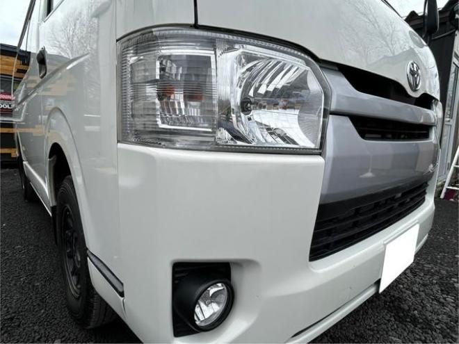 ハイエースバンＤＸ　ＥＴＣ　ナビ　スライドドア　ＡＴ　エアコン　パワーウィンドウ　運転席エアバッグ 4WD 3000(D) 4Dr