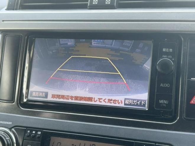 ランドクルーザープラド 　ＥＴＣ　バックカメラ　クリアランスソナー　ナビ　ヘッドライトウォッシャー　アルミホイール　スマートキー　電動格納ミラー　ＡＴ　エアコン　パワーウィンドウ　運転席エアバッグ 4WD 2800(D) 5Dr
