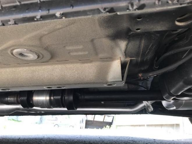 ハスラーＧ　４ＷＤ　衝突被害軽減システム　スマートキー　アイドリングストップ　シートヒーター　ベンチシート　ＣＶＴ　盗難防止システム　ＡＢＳ　ＥＳＣ　ＣＤ　ミュージックプレイヤー接続可　アルミホイール 4WD 660 5Dr