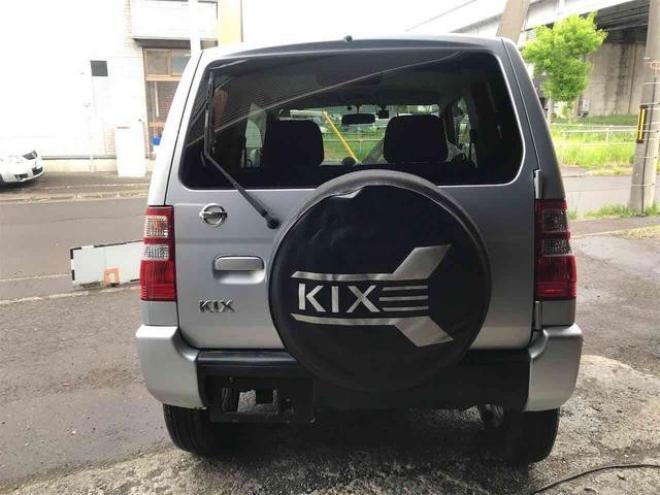 キックス　４ＷＤ　ドライブレコーダー　ナビ　ＴＶ　電動格納ミラー　アルミホイール　エアコン　パワーステアリング　パワーウィンドウ 4WD 660 3Dr
