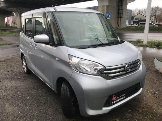 デイズルークスＳ　４ＷＤ　イベント開催値　下げ中！限定プライス　バックカメラ　両側スライドドア　ＴＶ　キーレスエントリー　アイドリングストップ　電動格納ミラー　ベンチシート　ＣＶＴ　ＡＢＳ　アルミホイール　衝突安全ボデ 4WD 660 5Dr