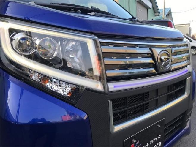 ムーヴカスタム　Ｘ　ハイパー　４ＷＤ　ＬＥＤヘッドランプ　スマートキー　アイドリングストップ　ベンチシート　ＣＶＴ　盗難防止システム　ＡＢＳ　ＥＳＣ　アルミホイール　衝突安全ボディ　エアコン　パワーステアリング　パワーウィンドウ 4WD 660 5Dr