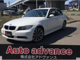 BMW　３シリーズ ３２０ｉ　ハイラインパッケージ　ＥＴＣ　ナビ　ＴＶ　アルミホイール　ＨＩＤ　パワーシート　革シート　シートヒーター　ＡＴ　ＡＢＳ　ＣＤ　エアコン　パワーステアリング　パワーウィンドウ 2WD 2000 4Dr