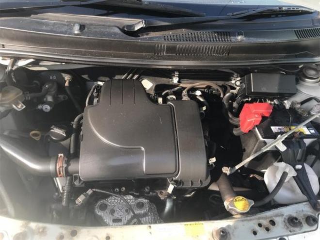パッソＸ　ユルリ　４ＷＤ　３か月３０００ＫＭ保証付き　整備士在籍　自社工場　自社分割　自社ローンスマートキー　電動格納ミラー　ＣＶＴ　盗難防止システム　衝突安全ボディ　ＡＢＳ　ＣＤ　エアコン 2WD 1000 5Dr