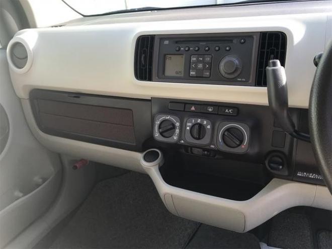 パッソＸ　ユルリ　４ＷＤ　３か月３０００ＫＭ保証付き　整備士在籍　自社工場　自社分割　自社ローンスマートキー　電動格納ミラー　ＣＶＴ　盗難防止システム　衝突安全ボディ　ＡＢＳ　ＣＤ　エアコン 2WD 1000 5Dr