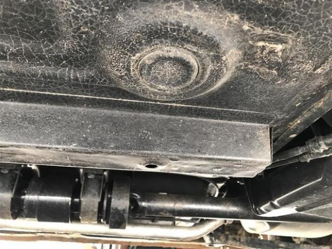 モコＥ　ＦＯＵＲ　４ＷＤ　スマートキー　シートヒーター　ベンチシート　ＡＴ　盗難防止システム　ＡＢＳ　ＣＤ　衝突安全ボディ　エアコン 4WD 660 5Dr