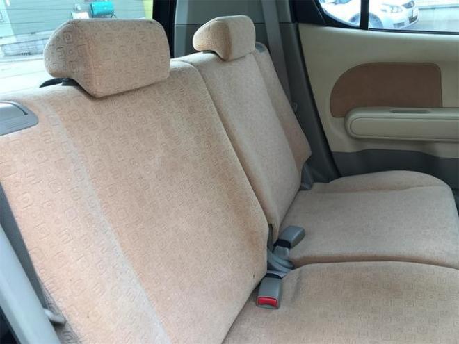 モコＥ　ＦＯＵＲ　４ＷＤ　スマートキー　シートヒーター　ベンチシート　ＡＴ　盗難防止システム　ＡＢＳ　ＣＤ　衝突安全ボディ　エアコン 4WD 660 5Dr