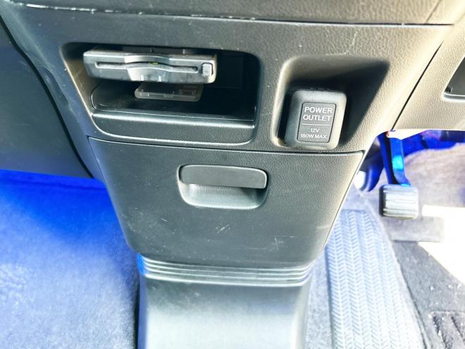 N-BOX660GターボSSパッケージ 4WD　ローンが不安な方＜優遇ローン＞　寒冷地仕様　純正ナビ　フルセグTV　ETC