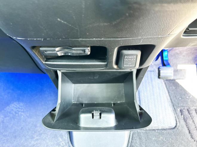 N-BOX660GターボSSパッケージ 4WD　ローンが不安な方＜優遇ローン＞　寒冷地仕様　純正ナビ　フルセグTV　ETC