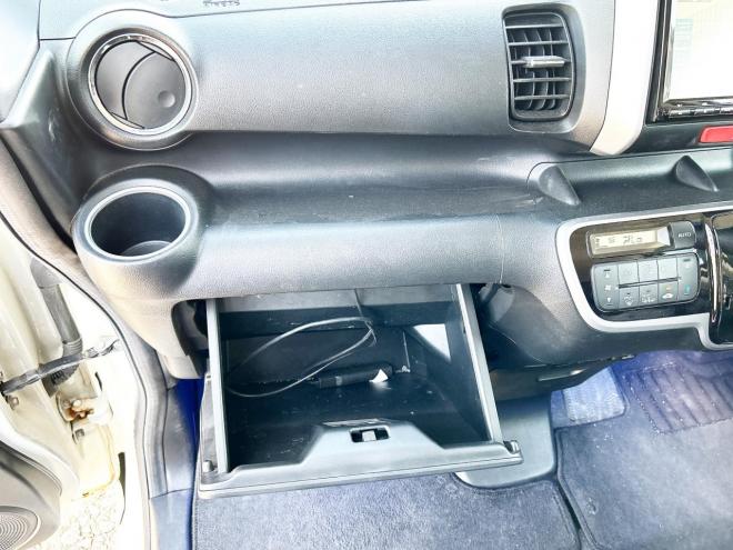 N-BOX660GターボSSパッケージ 4WD　ローンが不安な方＜優遇ローン＞　寒冷地仕様　純正ナビ　フルセグTV　ETC