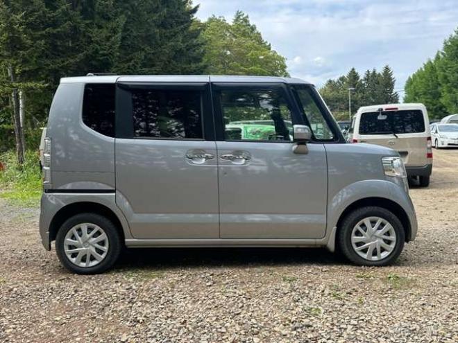N-BOXG SSパッケージ 4WD　ETC/片側パワスラ/Bカメラ/Sヒーター 660