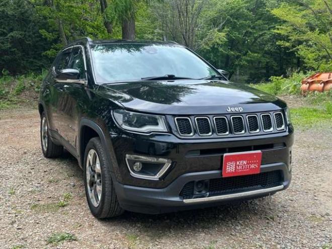 コンパスリミテッド 4WD　Gナビ/Bカメラ/ETC/黒皮シート/クルコン 正規輸入車 2400