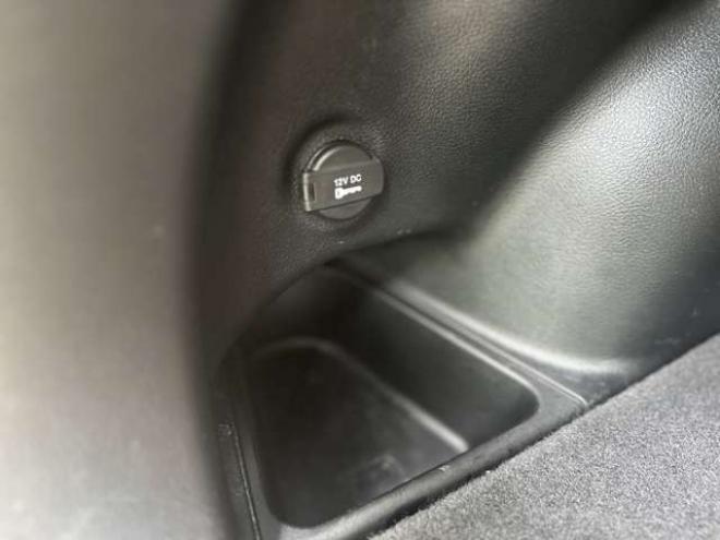 コンパスリミテッド 4WD　Gナビ/Bカメラ/ETC/黒皮シート/クルコン 正規輸入車 2400