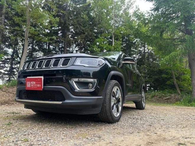 コンパスリミテッド 4WD　Gナビ/Bカメラ/ETC/黒皮シート/クルコン 正規輸入車 2400
