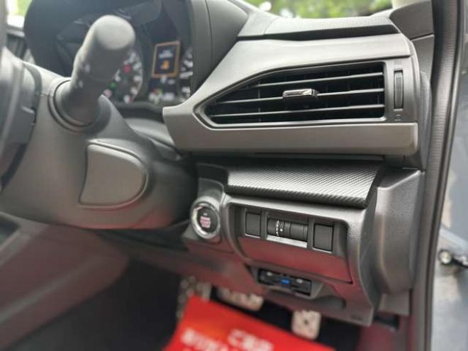 クロストレック2.0 リミテッド 4WD　ワンオーナー/純正ナビ/Bカメラ/Sヒーター 2000