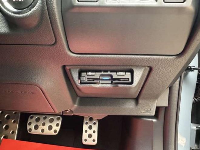 クロストレック2.0 リミテッド 4WD　ワンオーナー/純正ナビ/Bカメラ/Sヒーター 2000