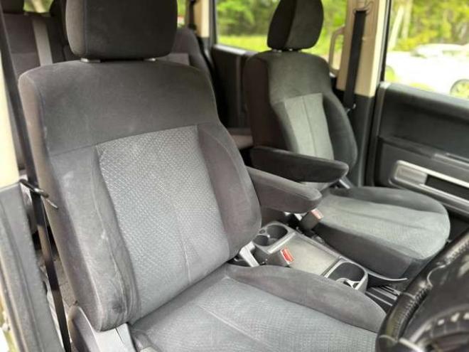 デリカD：5 2.4 G プレミアム 4WD　ワンオーナー/両側パワスラ/ETC/ナビTV 2400