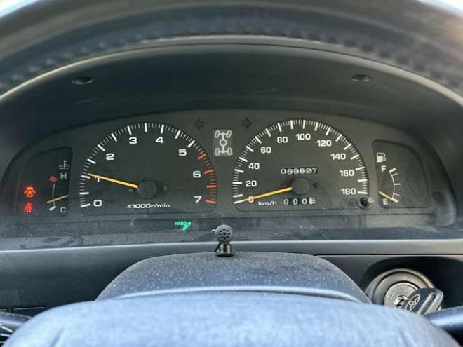 ハイラックスサーフ3.4 SSR-G ワイドボディ 4WD　サンルーフ/ETC/外ナビ/リフトUP/PS/PW 3400