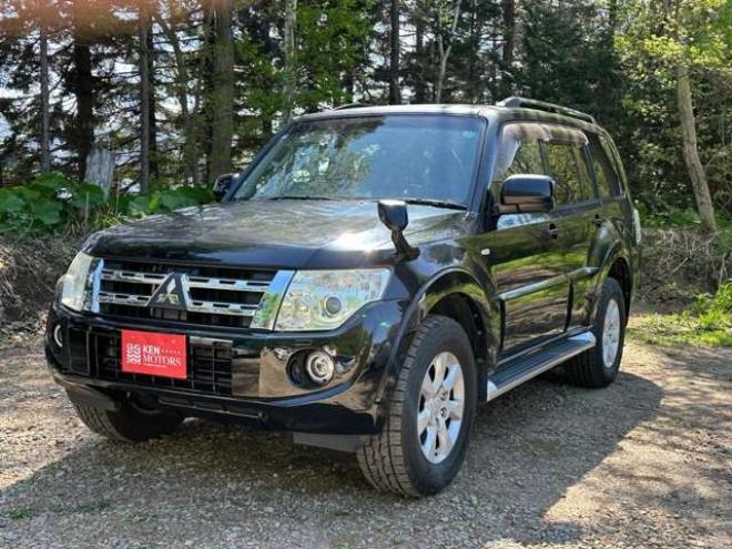 パジェロ3.2 ロング GR ディーゼルターボ 4WD　社外ナビ/7人乗り/後席モニタ/ETC/Bカメ 3200