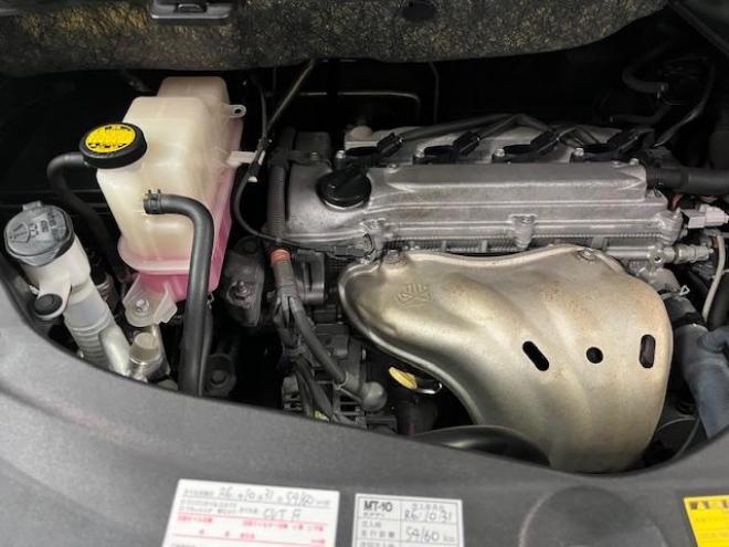 ヴェルファイア２．４Ｚ　プラチナセレクション　本州仕入　禁煙車　ＷＡＫＯＳバリアスコーティング済　純正１８インチＡＷ　社外１７ＡＷ＋スタッドレスタイヤ付　純正ＨＤＤナビ（ＣＤ＆ＤＶＤ再生　フルセグ地デジ　Ｂｌｕｅｔｏｏｔｈ）＋バックカメラ　フロントブラインドカメラ　両側パワースライドドア　パワーバックドア　クルーズコントロール　７人乗りキャプテンシート　オットマン　コーナーセンサー　横滑り防止装置　ＰＵＳＨスタート　スマートキー　タイミングチェーン車　ＨＩＤヘッドライト　ビルトインＥＴＣ 4WD 2400 5Dr