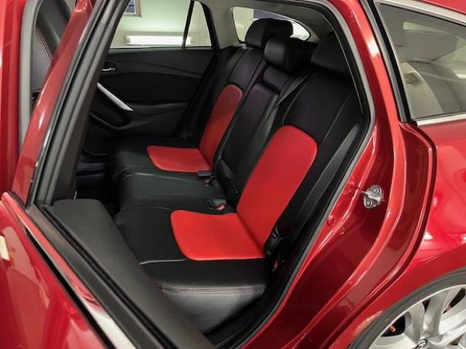 アテンザワゴンＸＤ　プロアクティブ　本州仕入　禁煙車　セーフティクルーズＰＫＧ　スカイアクティブディーゼルターボ　純正１９インチＡＷ　社外１７ＡＷ＋スタッドレスタイヤ付　純正ナビ（地デジ　ＤＶＤ再生　Ｂｌｕｅｔｏｏｔｈ）＋バックカメラ　ＢＯＳＥサウンド　レッド＆ブラックコンビシートカバー　衝突軽減ブレーキ　レーダークルーズコントロール　ブラインドスポット　車線逸脱警報　ＬＥＤヘッドライト　アドバンスキー　横滑り防止装置　ＥＴＣ 4WD 2200 5Dr
