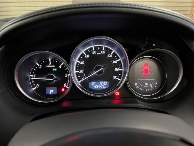 アテンザワゴンＸＤ　プロアクティブ　本州仕入　禁煙車　セーフティクルーズＰＫＧ　スカイアクティブディーゼルターボ　純正１９インチＡＷ　社外１７ＡＷ＋スタッドレスタイヤ付　純正ナビ（地デジ　ＤＶＤ再生　Ｂｌｕｅｔｏｏｔｈ）＋バックカメラ　ＢＯＳＥサウンド　レッド＆ブラックコンビシートカバー　衝突軽減ブレーキ　レーダークルーズコントロール　ブラインドスポット　車線逸脱警報　ＬＥＤヘッドライト　アドバンスキー　横滑り防止装置　ＥＴＣ 4WD 2200 5Dr
