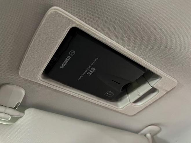 アテンザワゴンＸＤ　プロアクティブ　本州仕入　禁煙車　セーフティクルーズＰＫＧ　スカイアクティブディーゼルターボ　純正１９インチＡＷ　社外１７ＡＷ＋スタッドレスタイヤ付　純正ナビ（地デジ　ＤＶＤ再生　Ｂｌｕｅｔｏｏｔｈ）＋バックカメラ　ＢＯＳＥサウンド　レッド＆ブラックコンビシートカバー　衝突軽減ブレーキ　レーダークルーズコントロール　ブラインドスポット　車線逸脱警報　ＬＥＤヘッドライト　アドバンスキー　横滑り防止装置　ＥＴＣ 4WD 2200 5Dr