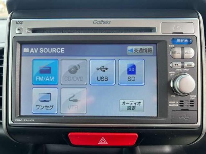 N-BOXカスタムG Lパッケージ 4WD　p/sスタート　ナビ　 Bカメラ　Pスライド 660