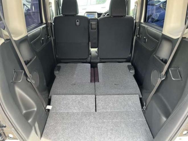 N-BOXカスタムG Lパッケージ 4WD　p/sスタート　ナビ　 Bカメラ　Pスライド 660