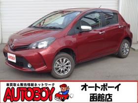 ヴィッツ　1.3 F 4WD　ワンオーナー　スマートキー　バックカメラ 1300