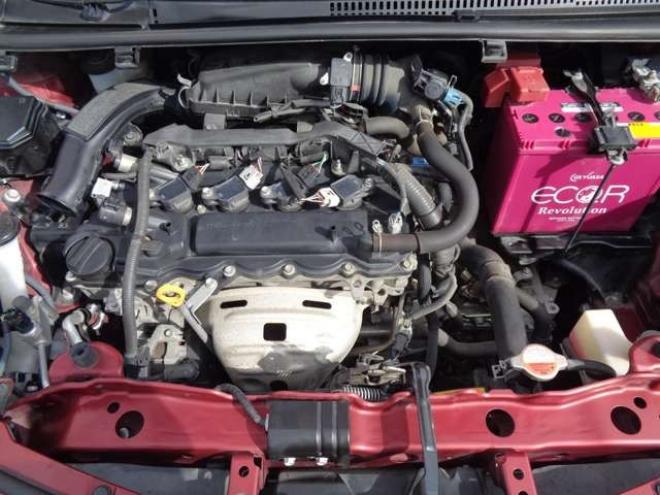 ヴィッツ1.3 F 4WD　ワンオーナー　スマートキー　バックカメラ 1300