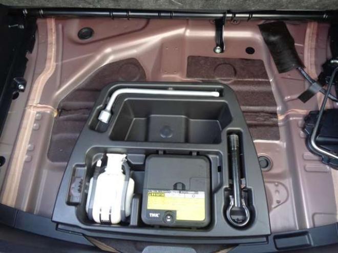 ヴィッツ1.3 F 4WD　ワンオーナー　スマートキー　バックカメラ 1300